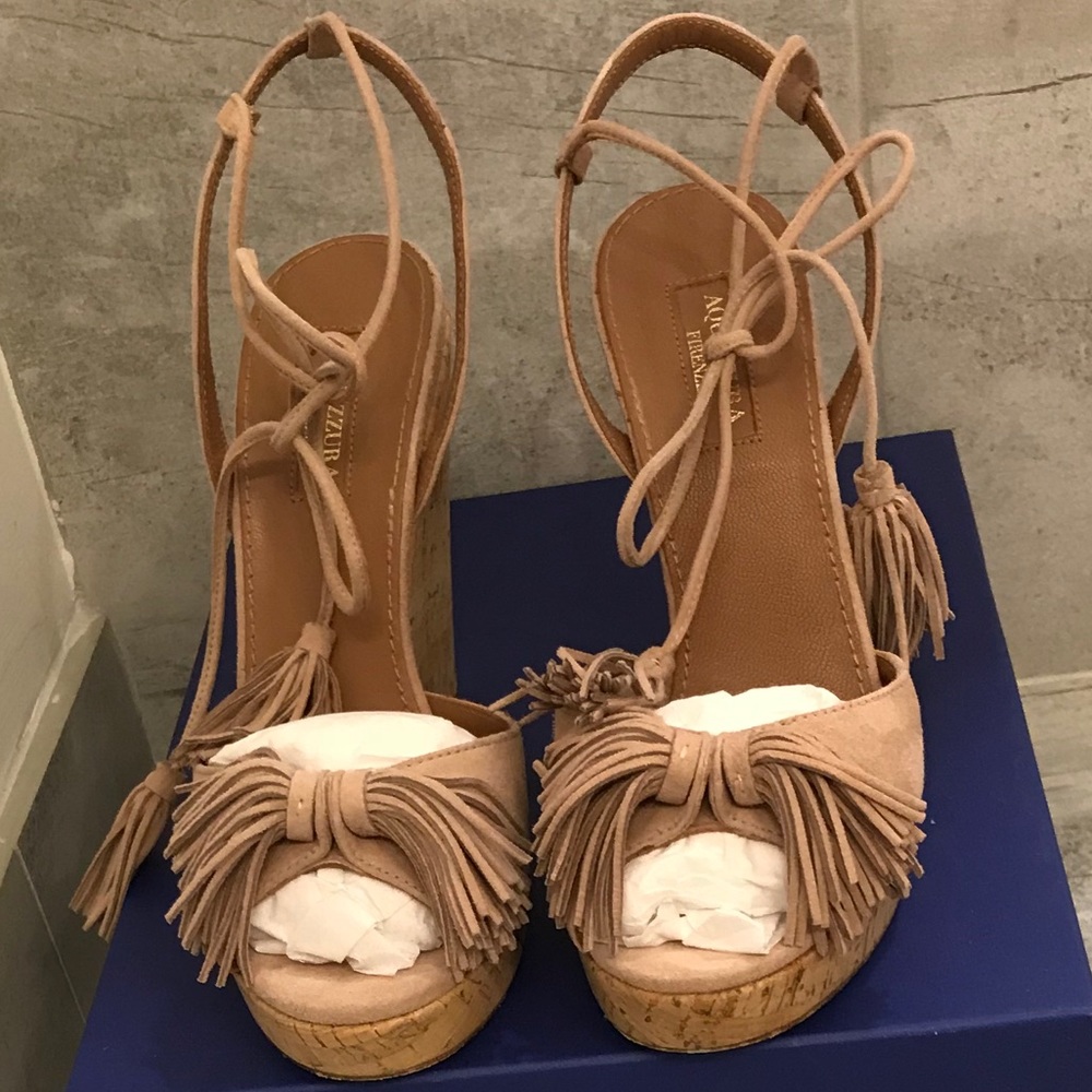 AQUAZZURA Wild One Tassel Wedge Sandal VintagePink